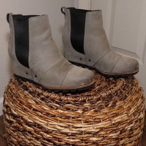Sorel grey waterproof booties